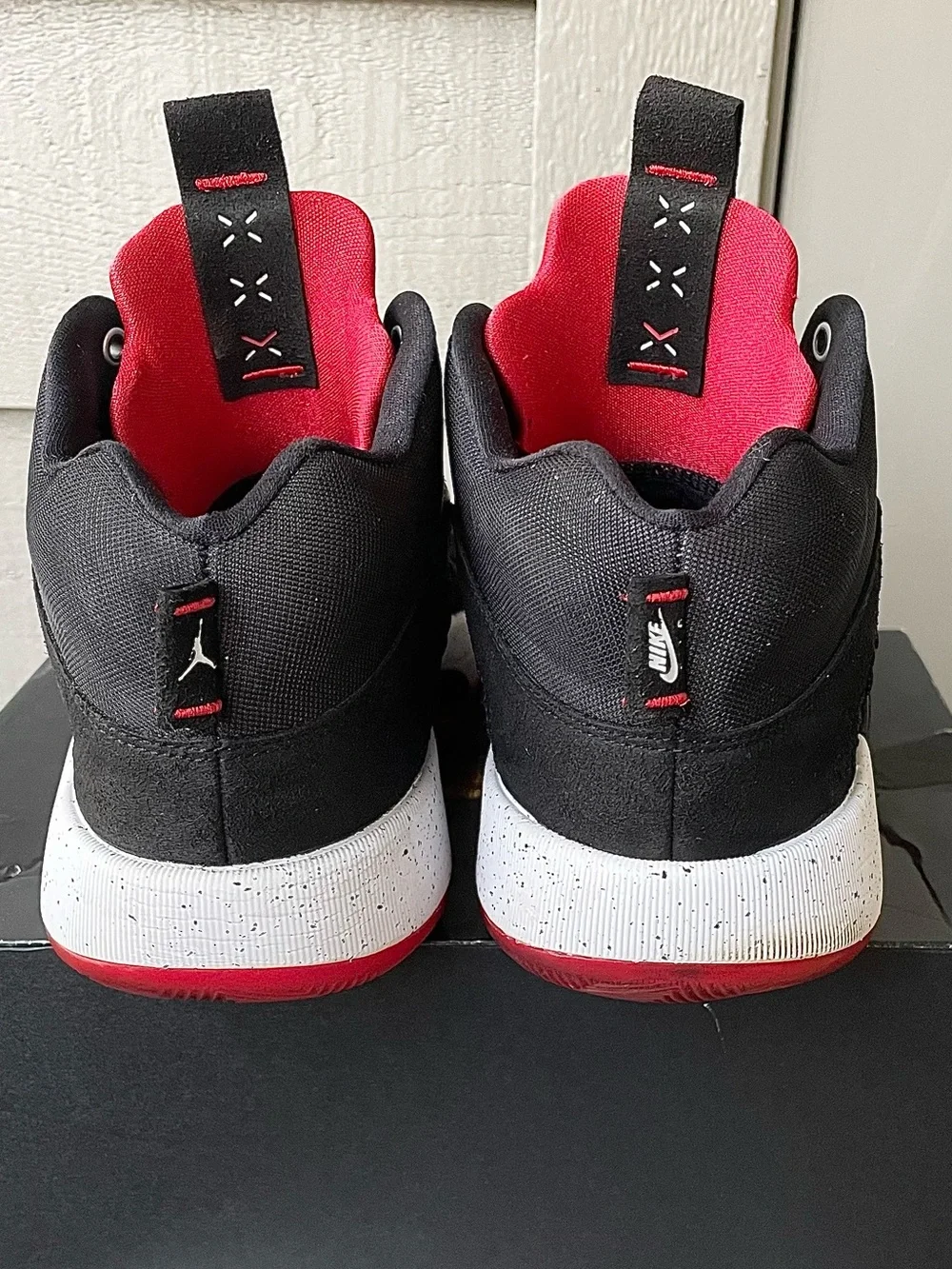 Air Jordan Retro 35 Black/Red Bred size 10.5